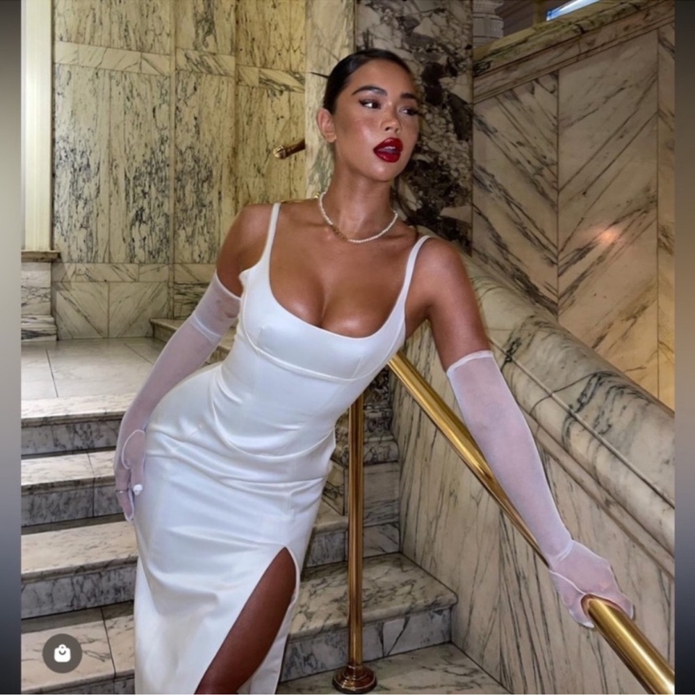 ✖️SOLD✖️House Of CB Casimira Dress